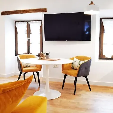 Manzano Palace. Y 30 M2 En La Plaza Mayor Casa rural